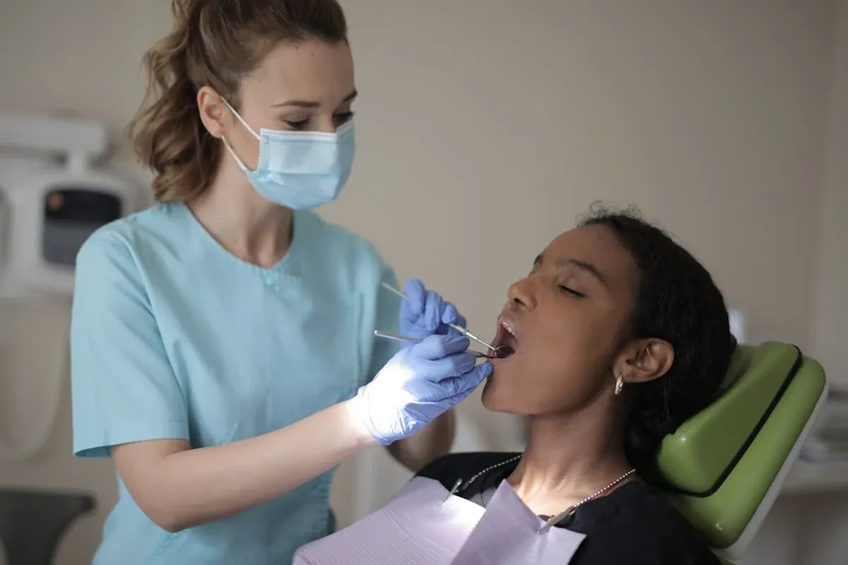 À éviter absolument après une extraction de dent de sagesse