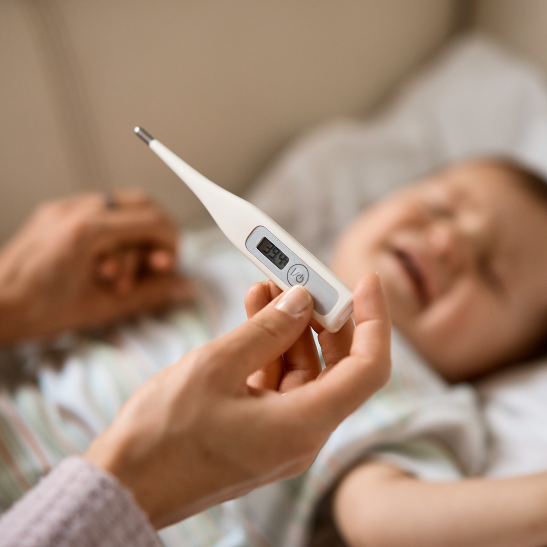 thermometre-bebe-fievre-bebe-quand-consulter-enfant-malade