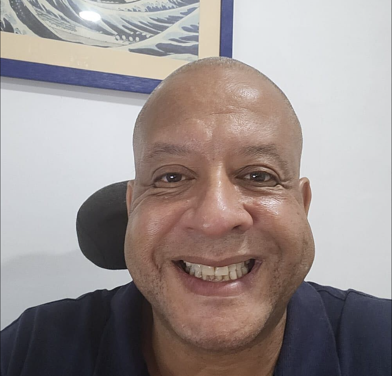 Dr Lionel KLUR